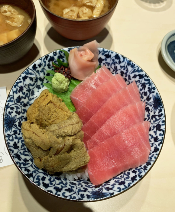 角常食堂のウニとマグロ丼