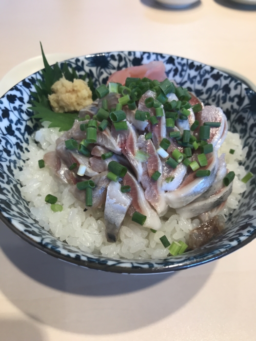 イワシのたたき丼